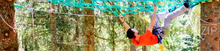 Construction de parcours aventure en hauteur et accrobranche - Akro Zip - Au fil des Arbres - Galerie 1